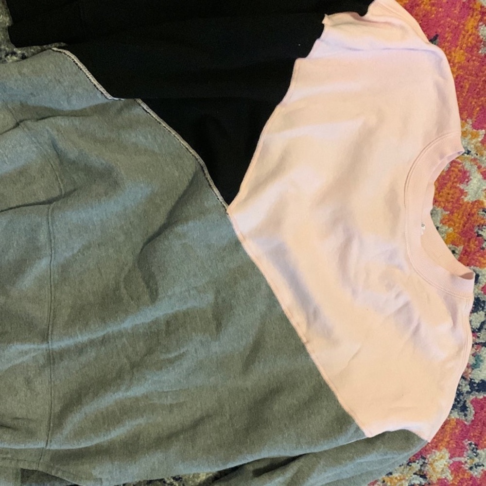 Womens sweater! Worn just a couple of times.